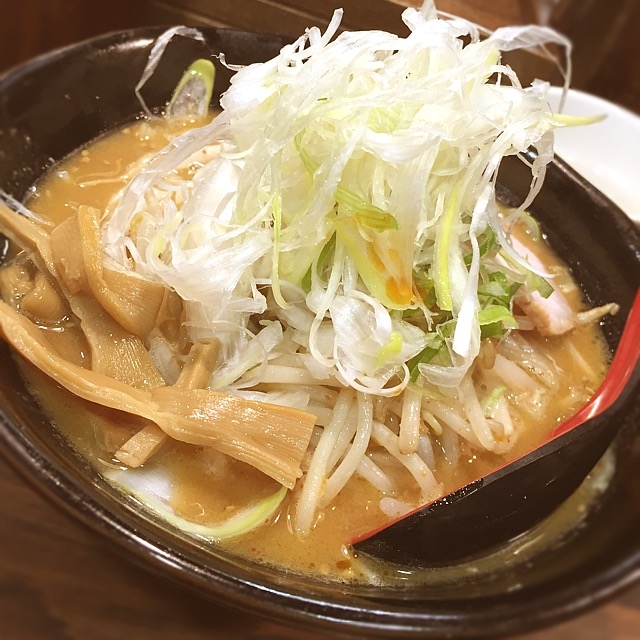 86e6fe40eabbfee7140f40b5d75f1e80_s